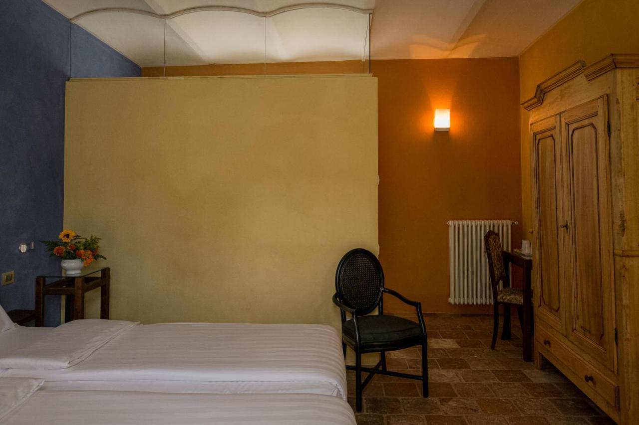 Albergo Real Castello Verduno Luaran gambar